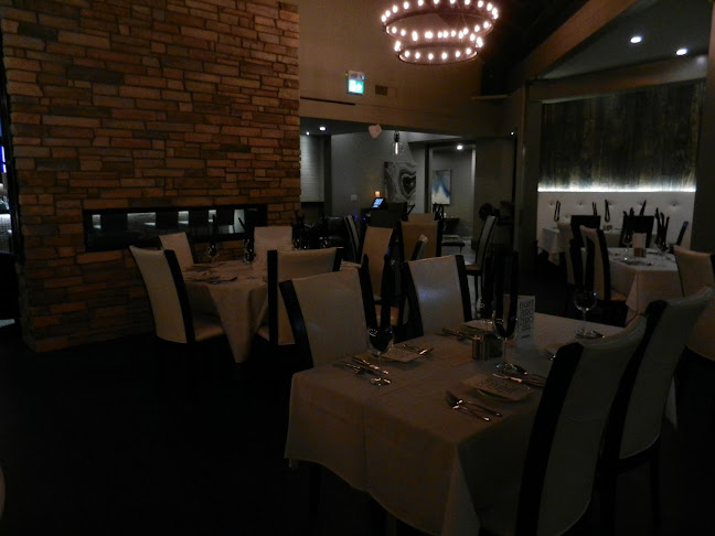 Opinii despre Eight Zero Zero Resto Lounge în Cornwall - Hospitality and gastronomy