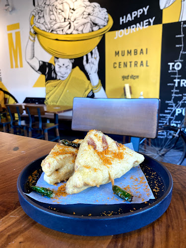 Mumbai local - Hospitality and gastronomy