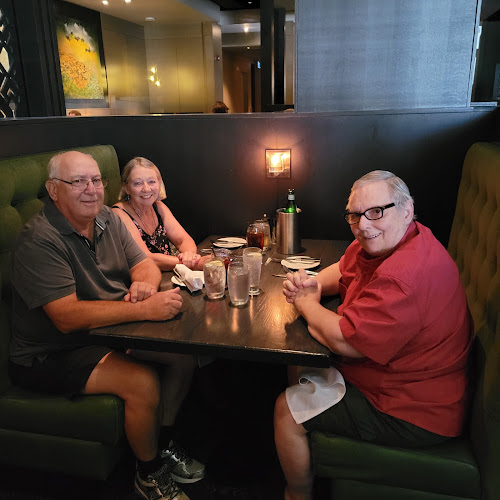 15 Huntmar Dr, Ottawa, ON K2S 0P6