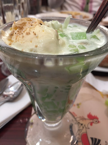 Max's Restaurant Toronto, Cuisine of the Philippines - Hospitality and gastronomy