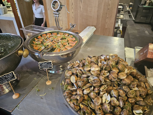 1681 Lake Shore Blvd E, Toronto, ON M4L 3W6