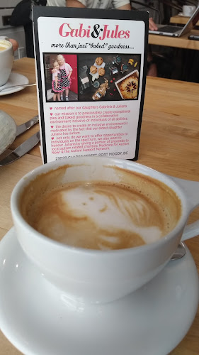 Gabi & Jules Handmade Pies and Baked Goodness - Port Moody