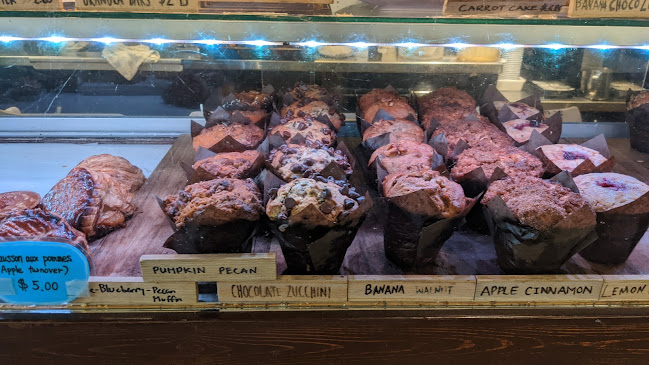 2528 Main St, Vancouver, BC V5T 3E4