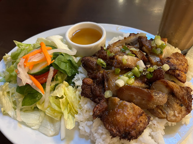 Joyeaux Café & Restaurant