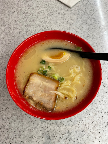 116 2 Ave SW, Calgary, AB T2P 3C6