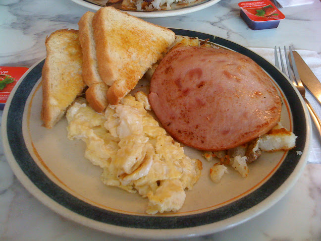 2176 W Broadway, Vancouver, BC V6K 2C8