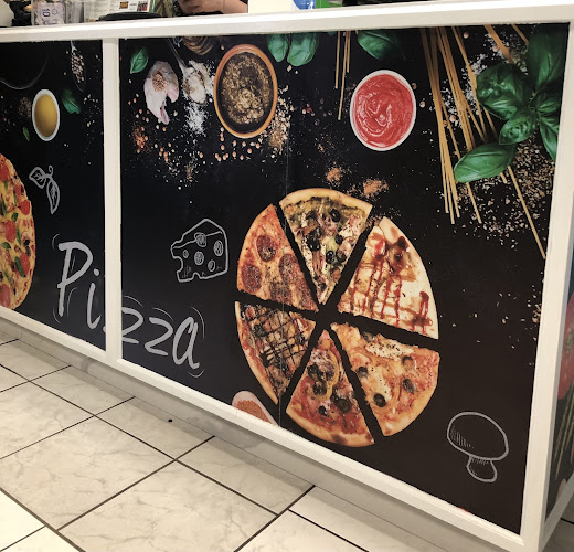 Demetris Pizza - Hospitality and gastronomy