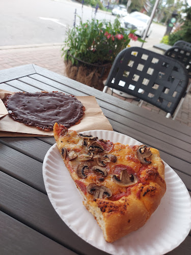 Comentarii opinii despre La Villa Bakery and Café