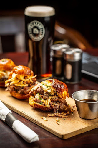 Opinii despre Lions Pub în Vancouver - Hospitality and gastronomy