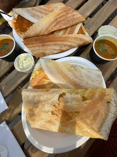 Comentarii opinii despre Kirtida Kitchen