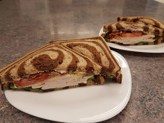 Comentarii opinii despre Deli City Cafe & Catering