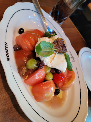 Comentarii opinii despre Pizzeria Moretti Toronto