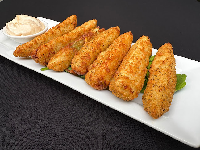 1414 Douglas St, Victoria, BC V8W 2G2