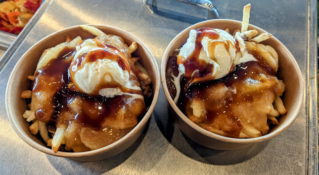 myFries Poutinerie - Hospitality and gastronomy