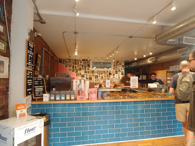 1332 Queen St W, Toronto, ON M6K 1L4