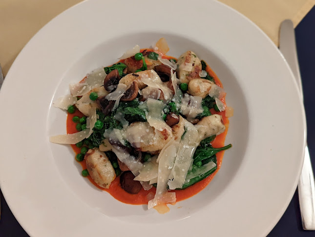 Comentarii opinii despre Villa Cornelia