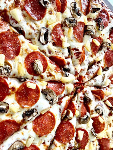 Comentarii opinii despre Pizza Wings & Snacks