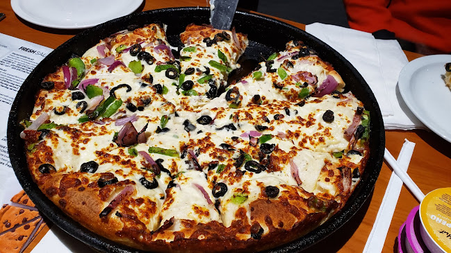 901 Lansdowne St W, Peterborough, ON K9J 1Z5