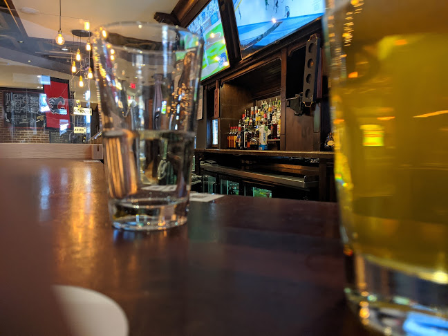 Jamesons Pub - 17th Ave - Hospitality and gastronomy