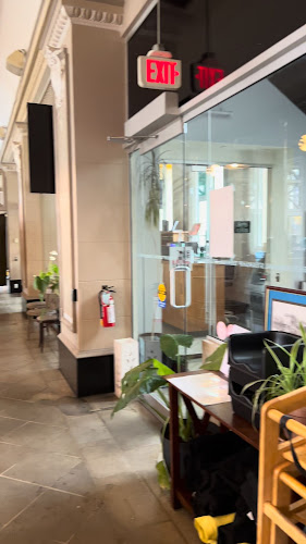 470 Belleville St., Victoria, BC V8E 1W9