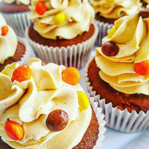 Caked With Love Co. - Hospitality and gastronomy