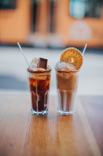 919 Fort St, Victoria, BC V8V 3K3