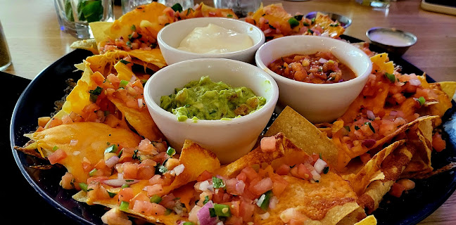 Opinii despre Moxies Scarborough Restaurant în Toronto - Hospitality and gastronomy