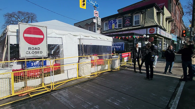 Opinii despre Cafe Diplomatico Restaurant & Pizzeria în Toronto - Hospitality and gastronomy