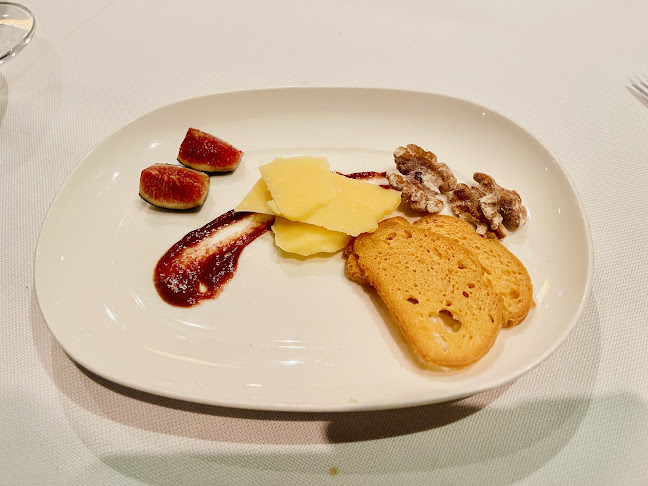 Opinii despre GEORGE Restaurant în Toronto - Hospitality and gastronomy