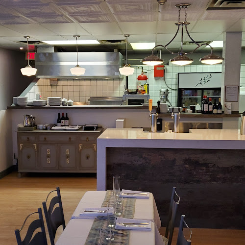 Opinii despre Seasoned Restaurant în Hamilton - Hospitality and gastronomy