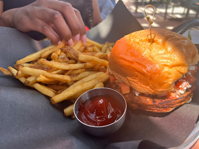 Opinii despre Jack's Don Mills în Toronto - Hospitality and gastronomy