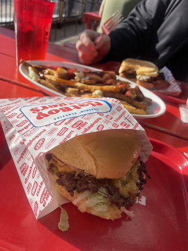 Flat Boy Burgers - Hospitality and gastronomy