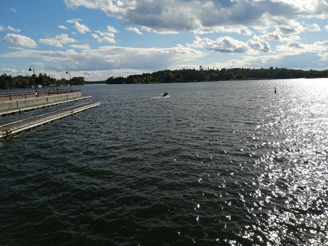 Comentarii opinii despre Boathouse Lakeside Grill