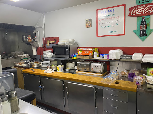 B & B Snack Bar - London