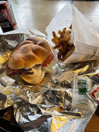 Beefcake’s Burger Factory - Current River