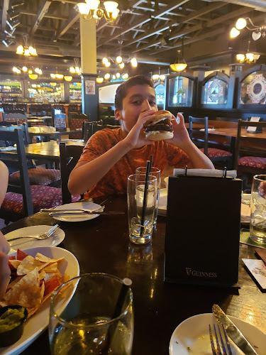 6110 Hwy 7, Woodbridge, ON L4H 0R2