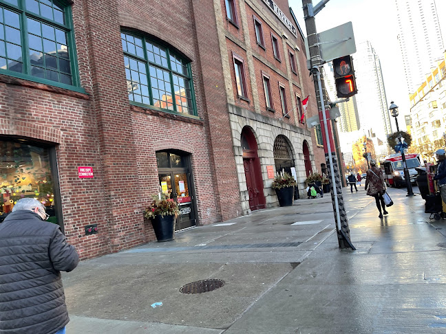 Opinii despre Family Food Market în Toronto - Hospitality and gastronomy