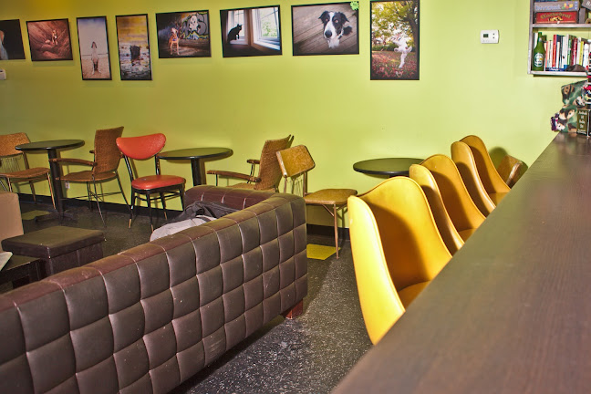 Munchies Coffee House & Barkery