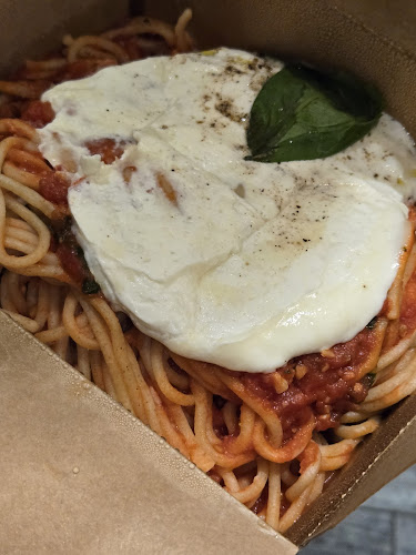 Nicli Pizzeria + Bar - North Vancouver