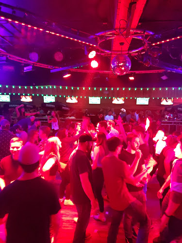 710 Idylwyld Dr N, Saskatoon, SK S7L 0Z2