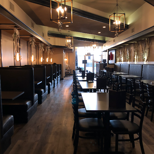 Nine North (Viet-Thai Cuisine)