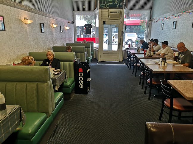 Jim's Cafe - Hospitality and gastronomy