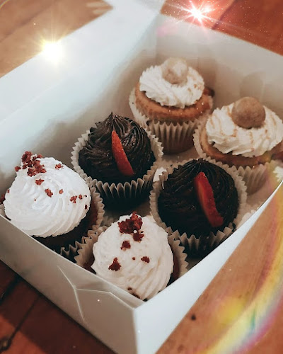 Comentarii opinii despre Bakes by the Lake