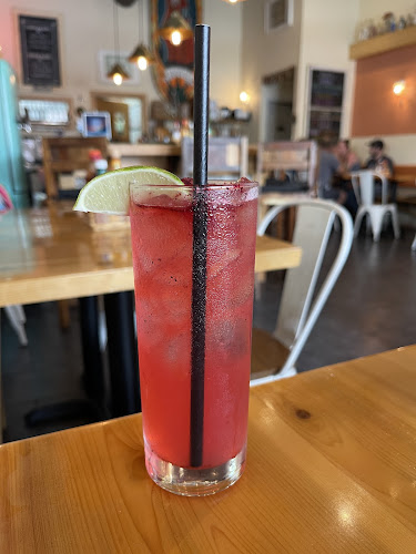 Casero Kitchen Table