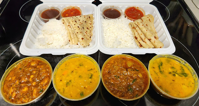 Opinii despre Chand's Restaurant ( Pacific Pizza and Fusion) în Surrey - Hospitality and gastronomy