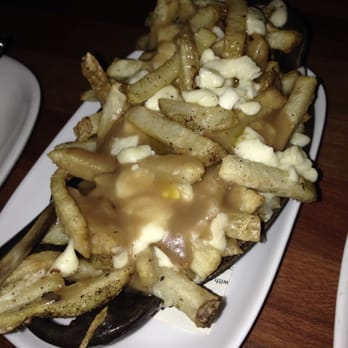 899 Centre St S, Calgary, AB T2G 1B8