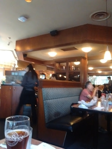 White Spot Ackroyd - Hospitality and gastronomy