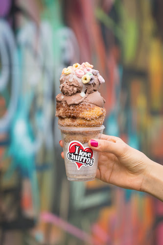 214 Augusta Ave, Toronto, ON M5T 2L4