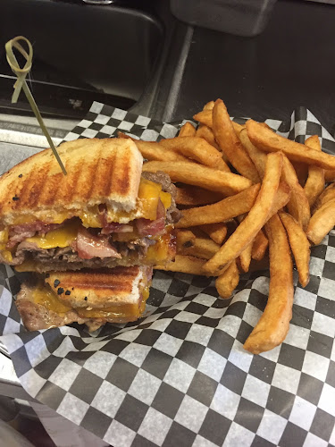 Mommaz Boyz - Welland