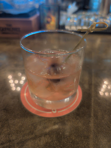 The Aging Oak - Hospitality and gastronomy